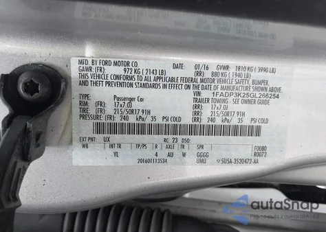 2016 Ford Focus Se z USA, uszkodzony, nr VIN 1FADP3K25GL266254